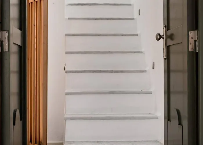 Mykonian Marvel: A Tranquil Oasis In The Old Town! Ferienhaus Mykonos Town